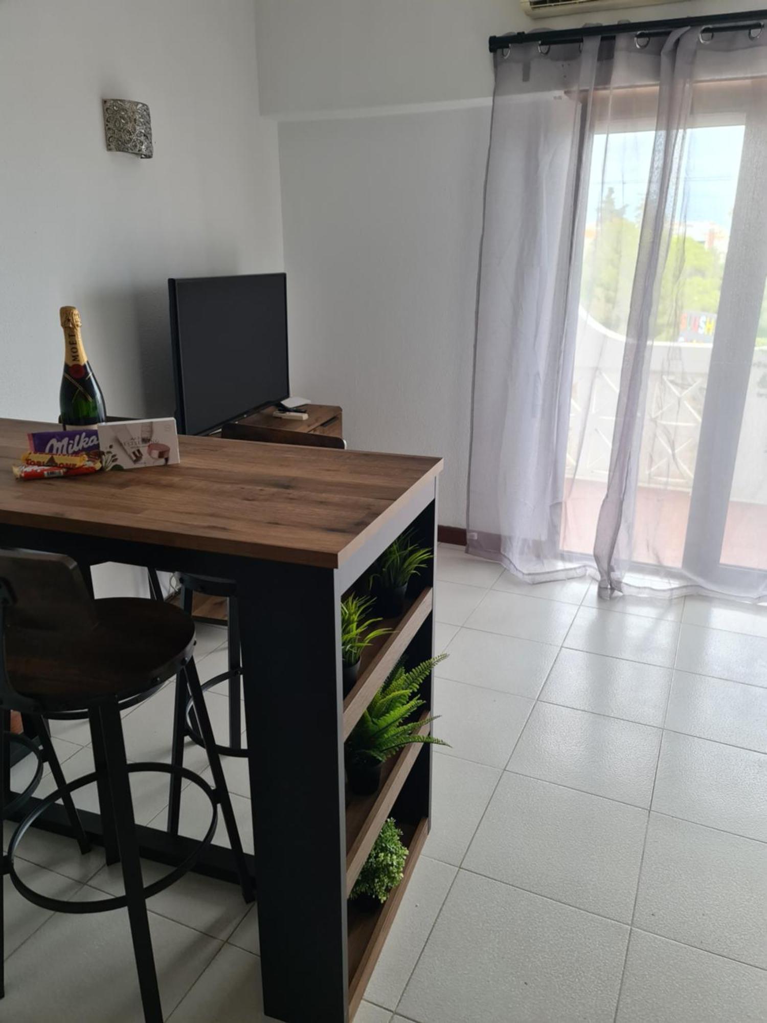 1 Bedroomed Apartment - Ocean View - Oura - Beach 알부페이라 외부 사진